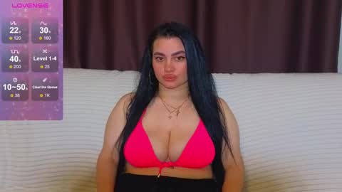 Nikki Kardashian online show from March 2025 10:38:02 PM