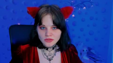 nikki_kiss_ online show from April 2026 05:30:01 PM