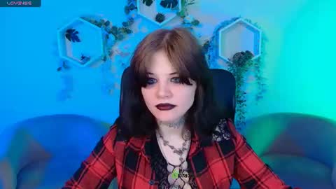 Snapshot of nikki_kiss_ chatting on June 2026 08:22:02 AM nikki_kiss_ online show from June 2026 08:22:02 AM