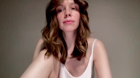 Nikki online show from December 2024 01:21:01 PM