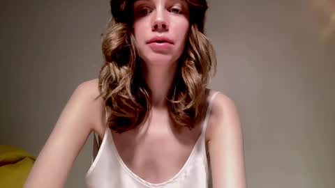 Nikki online show from December 2024 10:12:02 AM