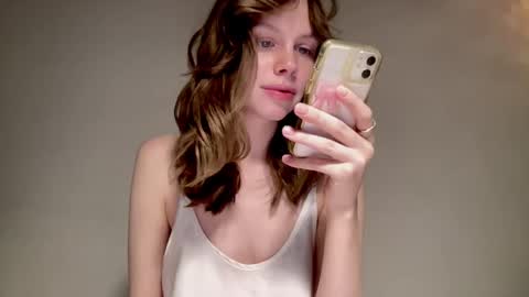 Nikki online show from December 2024 10:06:02 AM