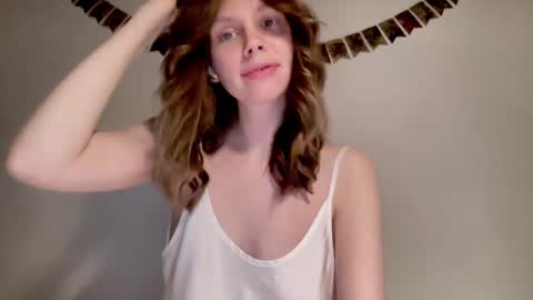 Nikki online show from December 2024 01:18:01 PM