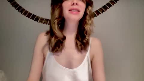 Nikki online show from December 2024 10:12:01 AM