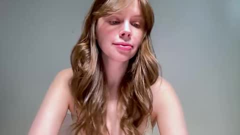 Nikki online show from March 2026 10:12:02 AM