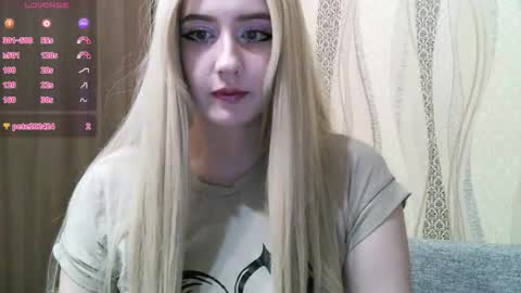 Snapshot of nikki_roseanna chatting on November 2025 03:37:02 PM Nikki Roseanna online show from November 2025 03:37:02 PM