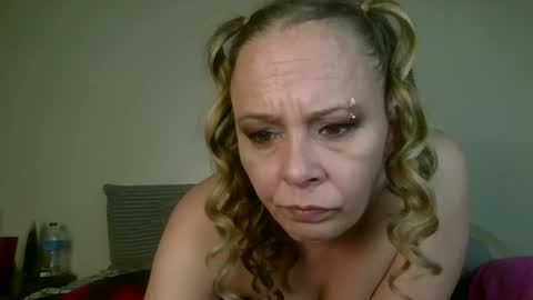 Snapshot of nikkibae6933 chatting on February 2026 08:35:01 AM nikkibae6933 online show from February 2026 08:35:01 AM