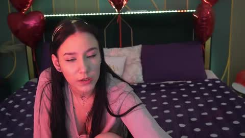 Nikki online show from February 2025 02:49:01 PM