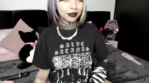 Nikki Ramone   online show from March 2025 08:30:01 AM