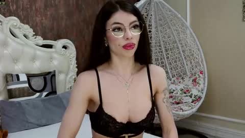 Nikky online show from February 2025 07:15:01 AM