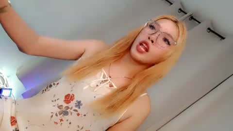 Snapshot of nikkita_hudson chatting on July 2026 06:54:01 PM nikkita_hudson online show from July 2026 06:54:01 PM