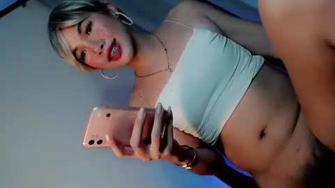 Snapshot of nikkita_hudson chatting on July 2026 06:32:01 PM nikkita_hudson online show from July 2026 06:32:01 PM