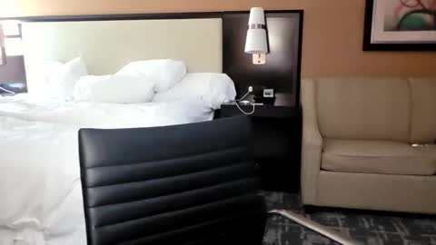 nikkithickumss online show from April 2026 11:44:02 AM