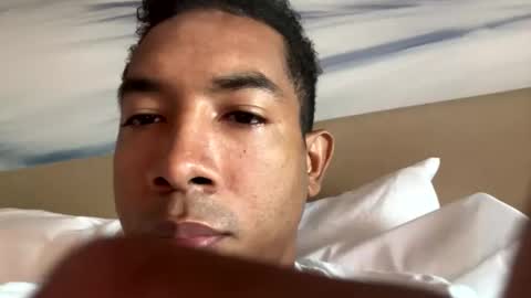 nikko11717 online show from November 2025 04:42:01 PM