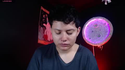 Nikky online show from April 2026 01:04:01 PM