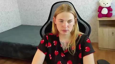 Snapshot of nikkyreyyy chatting on July 2026 02:05:01 PM nikkyreyyy online show from July 2026 02:05:01 PM