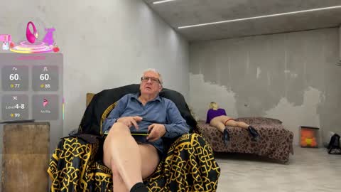 -NIKI-LIKA- online show from March 2025 12:01:01 PM