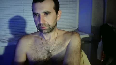 nikolas_vaz online show from January 2025 12:36:01 AM