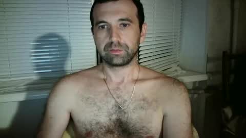 nikolas_vaz online show from September 2025 07:35:01 PM