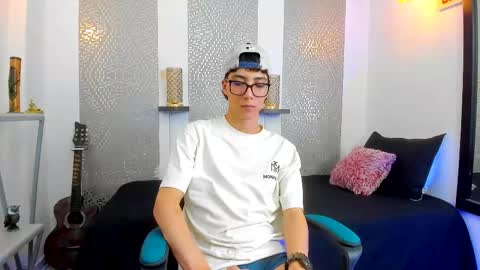    online show from February 2025 07:15:01 AM