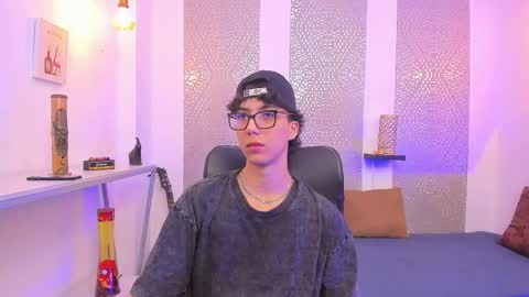    online show from October 2025 04:13:02 AM