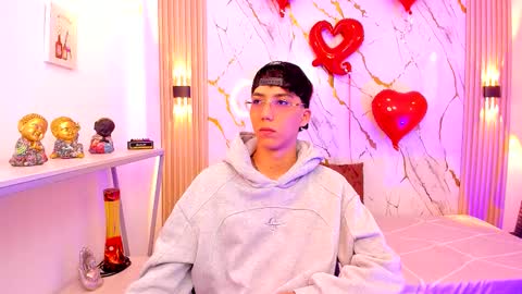    online show from February 2026 04:19:01 AM