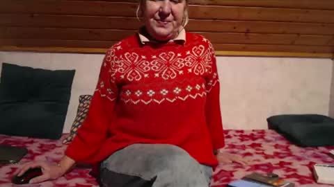 Nikole1 online show from February 2025 05:48:01 PM