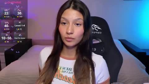 Niky online show from November 2025 08:24:01 AM