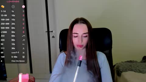      online show from December 2025 02:51:02 AM