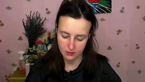 Nikolleta online show from November 2025 08:24:01 AM