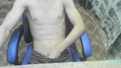 nikolos22 online show from November 2025 09:02:02 PM