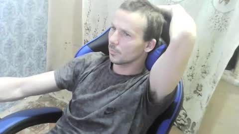 nikolos22 online show from November 2025 07:38:01 PM