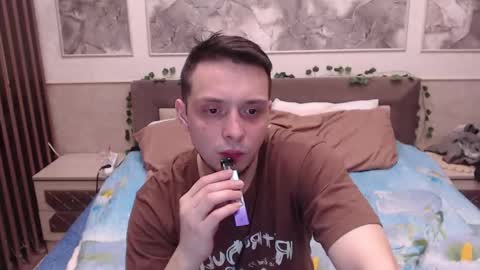 Snapshot of nikolos_vise chatting on January 2025 08:33:01 PM Nikolos online show from January 2025 08:33:01 PM