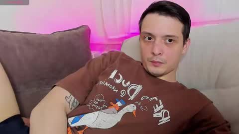 Snapshot of nikolos_vise chatting on February 2025 08:05:02 PM Nikolos online show from February 2025 08:05:02 PM