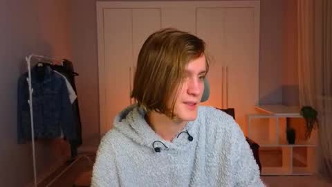 niko online show from March 2025 07:36:01 PM