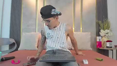 Niko Stone online show from June 2026 02:45:02 AM