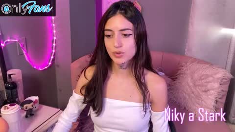 Niky A Stark online show from November 2025 04:00:01 PM