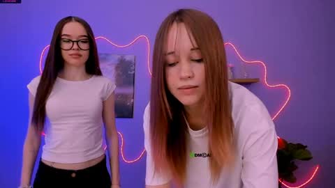 nila_eclipse online show from April 2026 08:35:01 AM