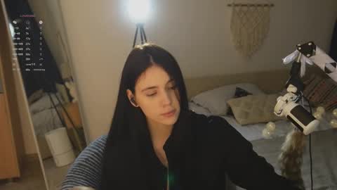 Jennet online show from February 2026 06:36:02 PM