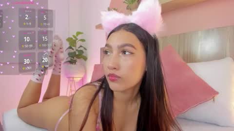 Snapshot of nina_blake chatting on November 2025 02:33:02 AM N I N A online show from November 2025 02:33:02 AM