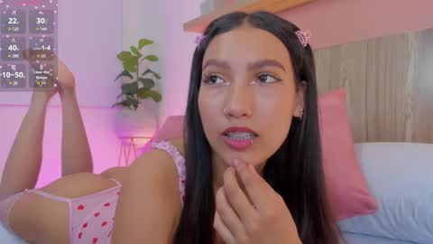 Snapshot of nina_blake chatting on November 2025 07:57:01 PM N I N A online show from November 2025 07:57:01 PM