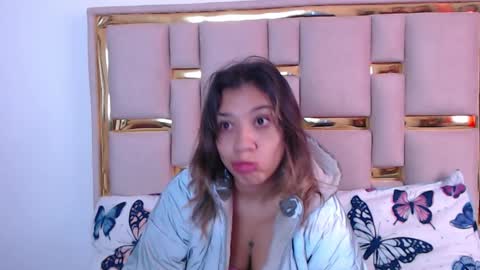 Nina Carther online show from November 2025 11:55:02 AM