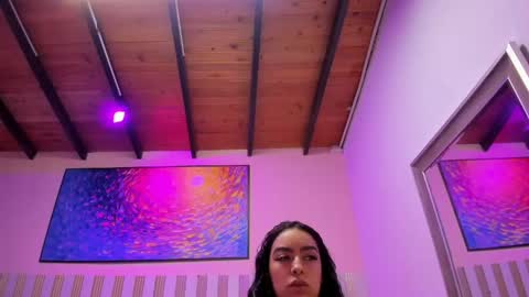 nina_glow_ online show from April 2026 11:25:02 AM