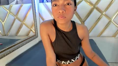 nina_kong online show from September 2025 09:06:02 PM