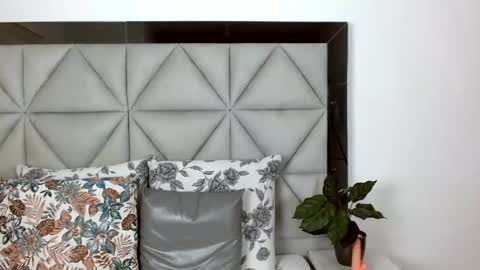  Nina  online show from December 2024 11:58:02 PM