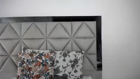  Nina  online show from December 2024 09:39:02 PM