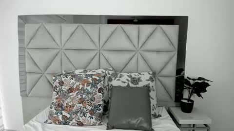  Nina  online show from February 2025 08:50:02 PM