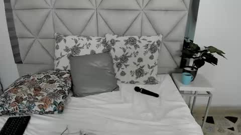  Nina  online show from March 2025 01:10:02 AM