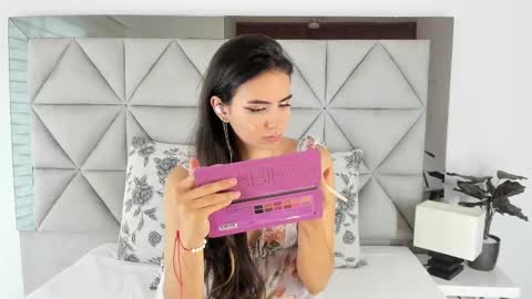  Nina  online show from October 2025 08:31:02 PM