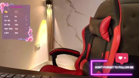  N I N A online show from November 2025 07:37:01 PM